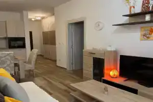 Modern Apartment, Przno