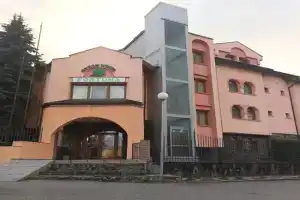 Green Hotel Fortuna, Panichishte