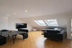 Attica Apartment, Singen