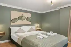 HOME1 - Serre Boutique Hostel, Vienna