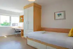 Spacious 4 Bed Apartment in City, Limerick