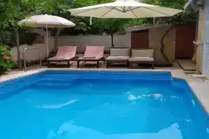 Villa Katina with private pool, pool table, barbecue, Supetar