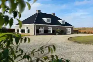 Het Koetshuis Villa, Zwolle