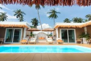 New! 6BR Private Pool Villa for12-700m walk to Lamai Beach, Chaweng Noi