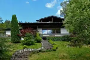 am Titisee - mit Seeblick & eigenem Seezugang, Guest house, Titisee-Neustadt