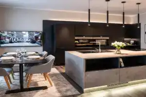 NEU im Zentrum 2 stilvolle Premium-Suiten mit Parkplatz Apartments, Gummersbach