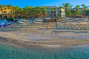 CLUB MONTE CARLO HoTEL, Konakli