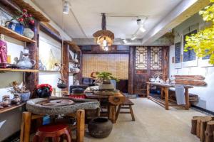 Yiguo Backyard HiddenInn Museum Simple & Hidden Resort Boutique Zhonggulou Huimin Street Branch, Xi'an