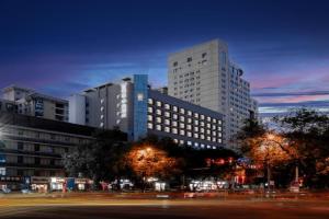 西安悦廷华逸酒店钟鼓楼地铁站店 Hotel, Xi'an