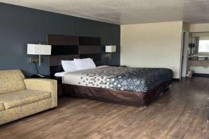 FairBridge Inn & Suites near Riverwalk - Alamo, San Antonio