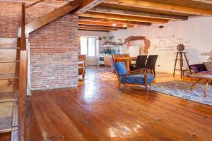 Verona Walls Apartments, Verona