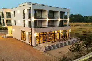 Velmare Inn, Ulcinj