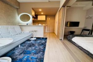 LuxurySweet 博多駅南41 博多駅車で5分 新築 条件付きペット宿泊可 Apartments, Fukuoka