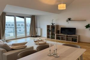 60qm, 1 BR, Schönbrunn, central, balcony Apartments, Vienna