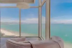 Beachfront, 4 bedrooms, for Big Family, Nha Trang