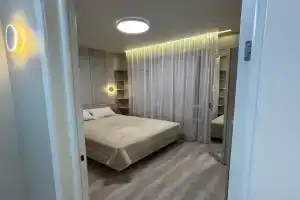 Sovremennaya 2-komnatnaya s vidom na naberezhnuyu, Apartments, Astana