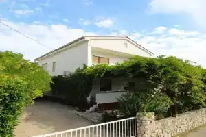 Apartments Valic, Baska