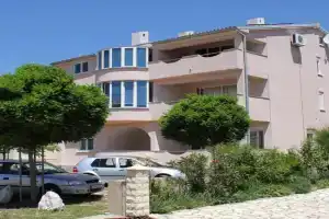 Apartments with a parking space, Krk - 5444, Baska