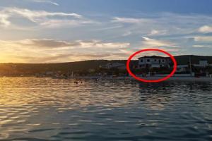 Apartments by the sea, Trogir - 4288, Vinisce