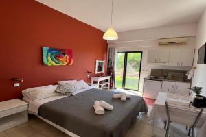 Green Garden Studios, Koskinou