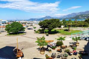 Apartman La Siesta, Bar
