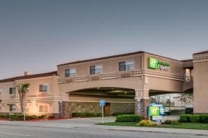 Holiday Inn Express & Suites by IHG, Santa Clara