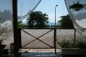 Premier Sea Apartment, Paleo Tsifliki