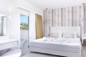 Estian Deluxe Apartments, Limenaria