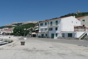 Apartment Mira, Baska