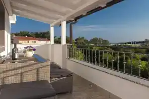 Apartments Hajl, KRK