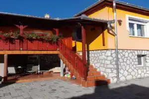 Szonja Apartman, Egerszalok
