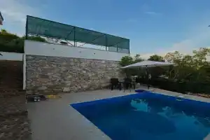 Apartments Mudrić, Luštica