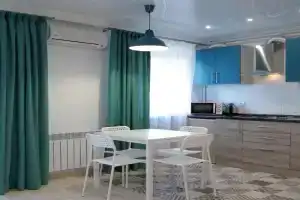 Lyuks s 2-mya spalnyami v TsENTRE Apartments, Mykolaiv