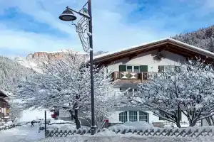 Cesa Stefi Apartments, Canazei