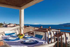 Cozy Apartment In With Wifi, Rabac