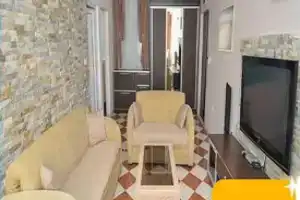 D&D Apartment 1, Budva