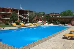 Ilias Apartments, Ypsos