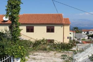 Apartments with parking space, Brac - 5628, Supetar