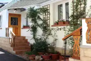 Leather Lane Apartments, Tbilisi