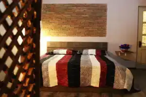 Old castle Apartment, Tbilisi