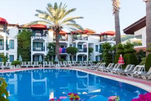 Mitos Apartments, Icmeler