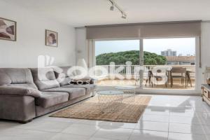 Blanco Apartament per 6 persones a 5 minuts de la Platja Gran, Platja d'Aro