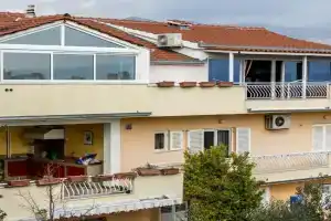 Apartments with parking space - 12252, Split