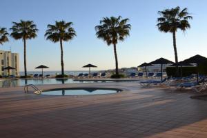 Bel appartement au bord de la mer de Porto de Mos Apartments, Lagos
