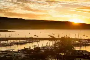 Sunlit Waters Studio Apartments, Airlie Beach