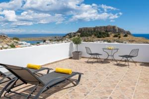 Flora Studios, Lindos