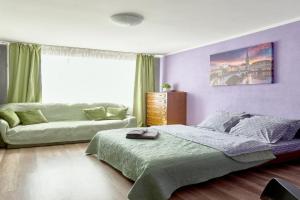 Dve Bolshih Spalni - ulitsa Basseynaya 11 metro Dvorets sporta naprotiv TTs Gulliver Ulitsa Kreshchatik 1 minuta Apartments, Kiev