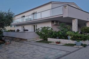 Apartments Melin, Malinska