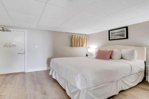 Montreal Beach Resort, Cape May