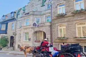 Le Chateau de Pierre - Par Aneyro Hotel, Levis